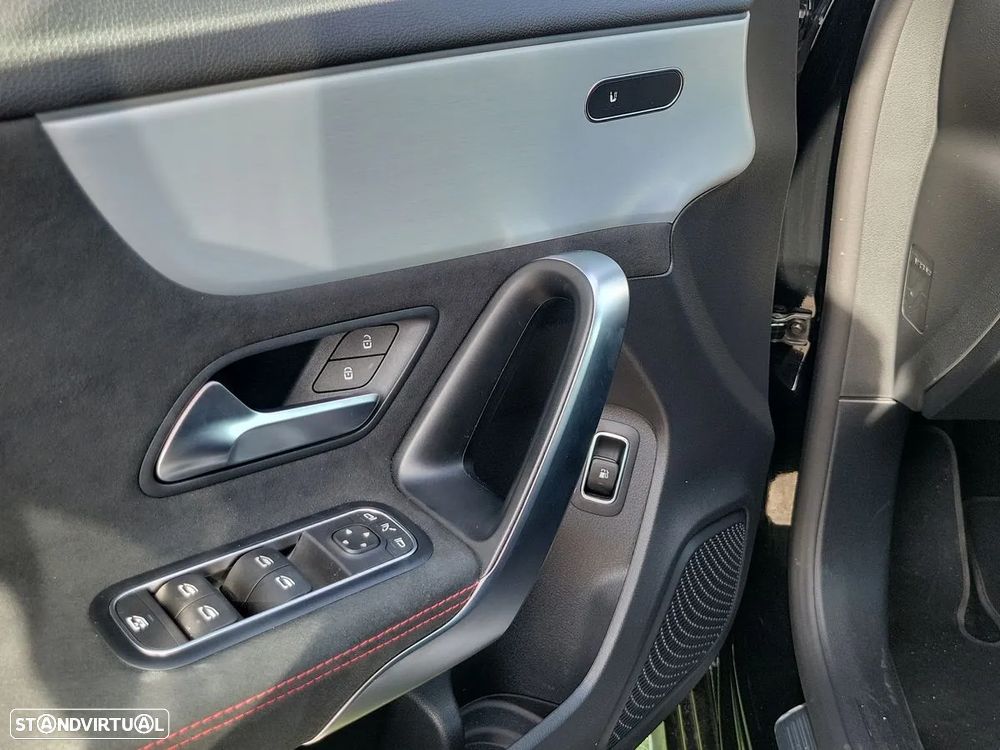 Mercedes-Benz A 250 e - 22