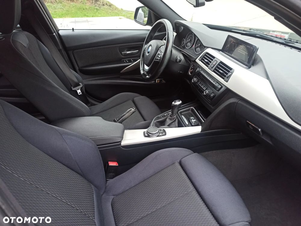 BMW Seria 3 - 20