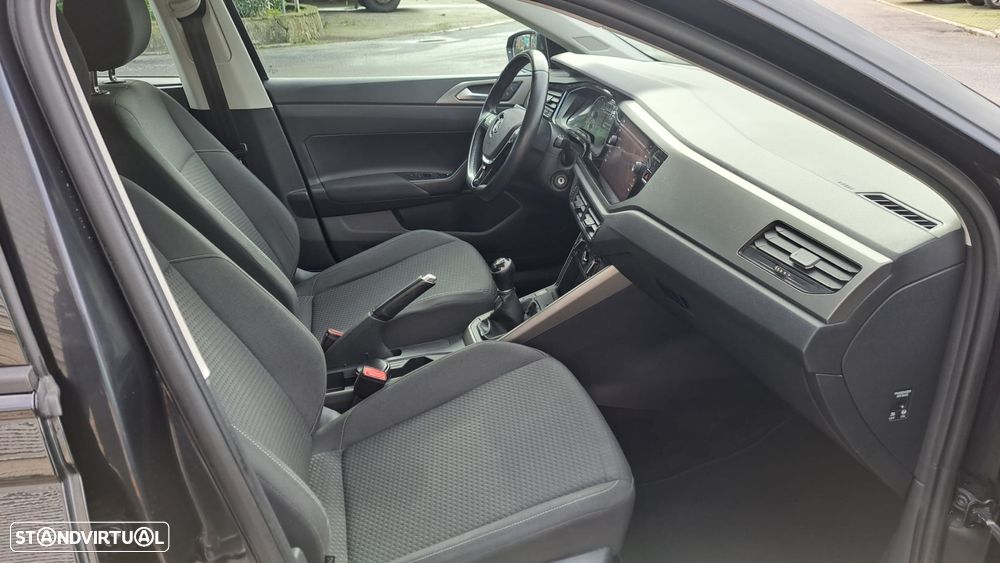 VW Polo 1.0 Confortline - 32
