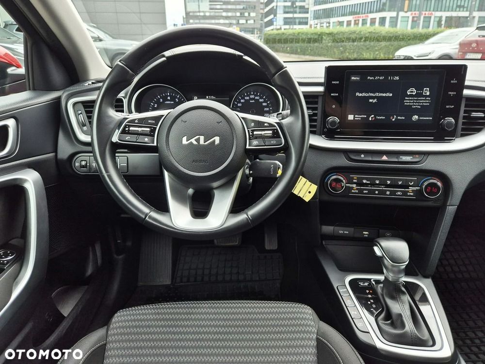 Kia Ceed 1.5 T-GDI M DCT - 23
