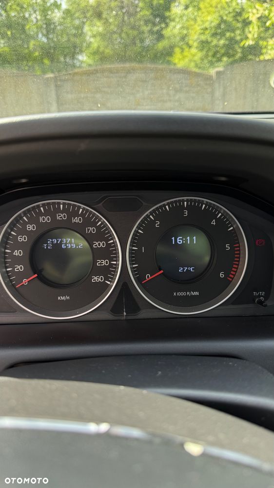 Volvo XC 60 DRIVe Kinetic - 9