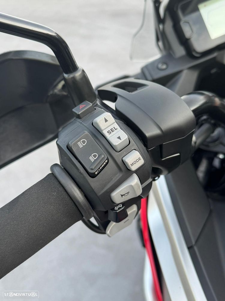 Honda NC750X DCT - 10