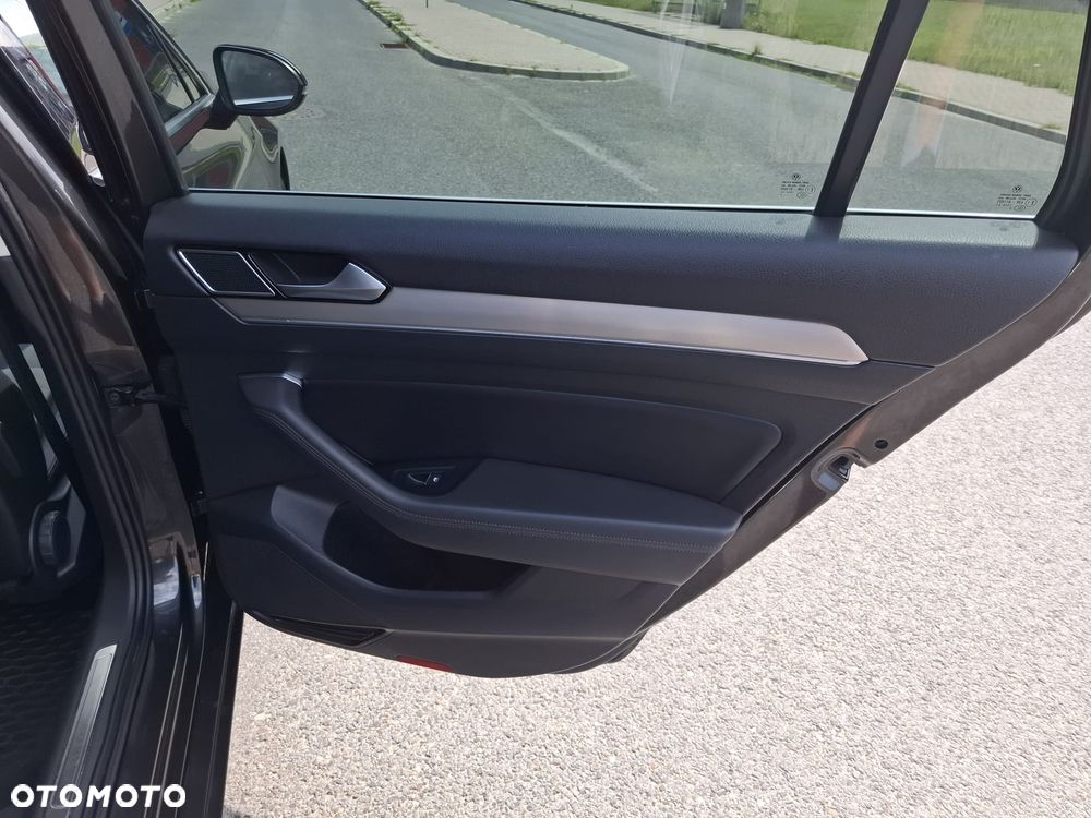Volkswagen Passat 2.0 TDI BMT Highline DSG7 - 23