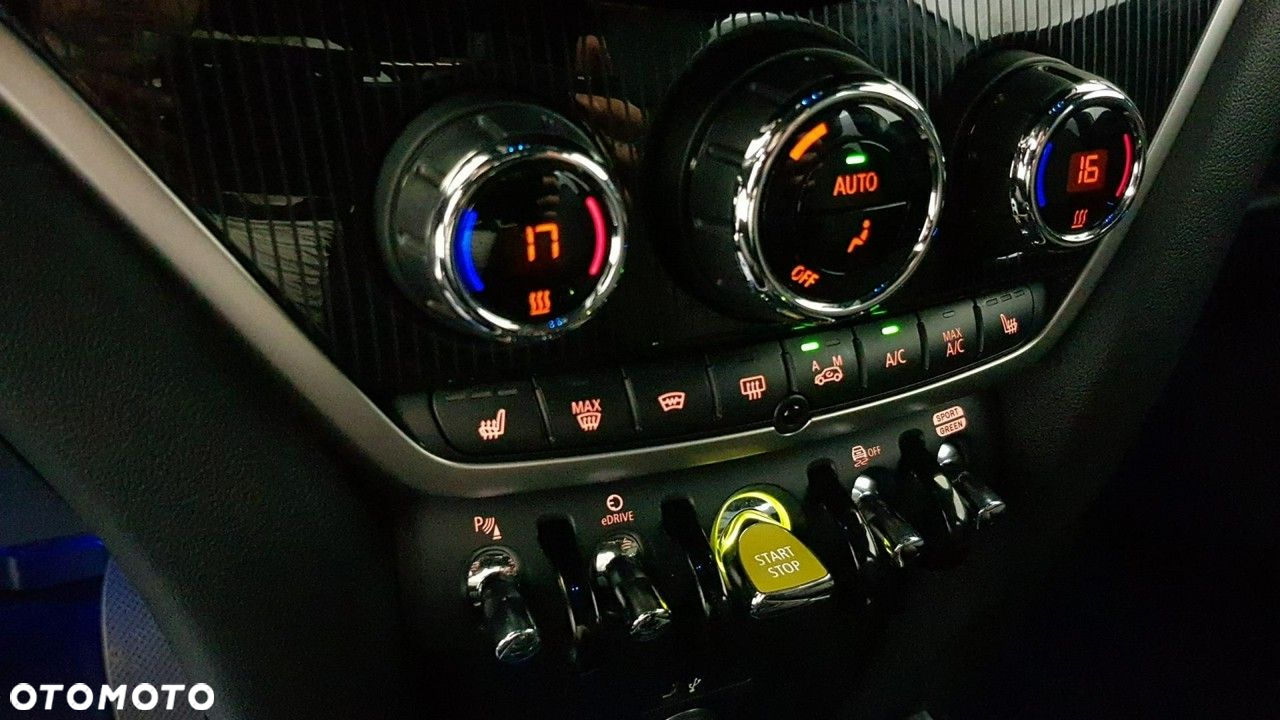 MINI Countryman Cooper ALL4 Classic Trim - 18