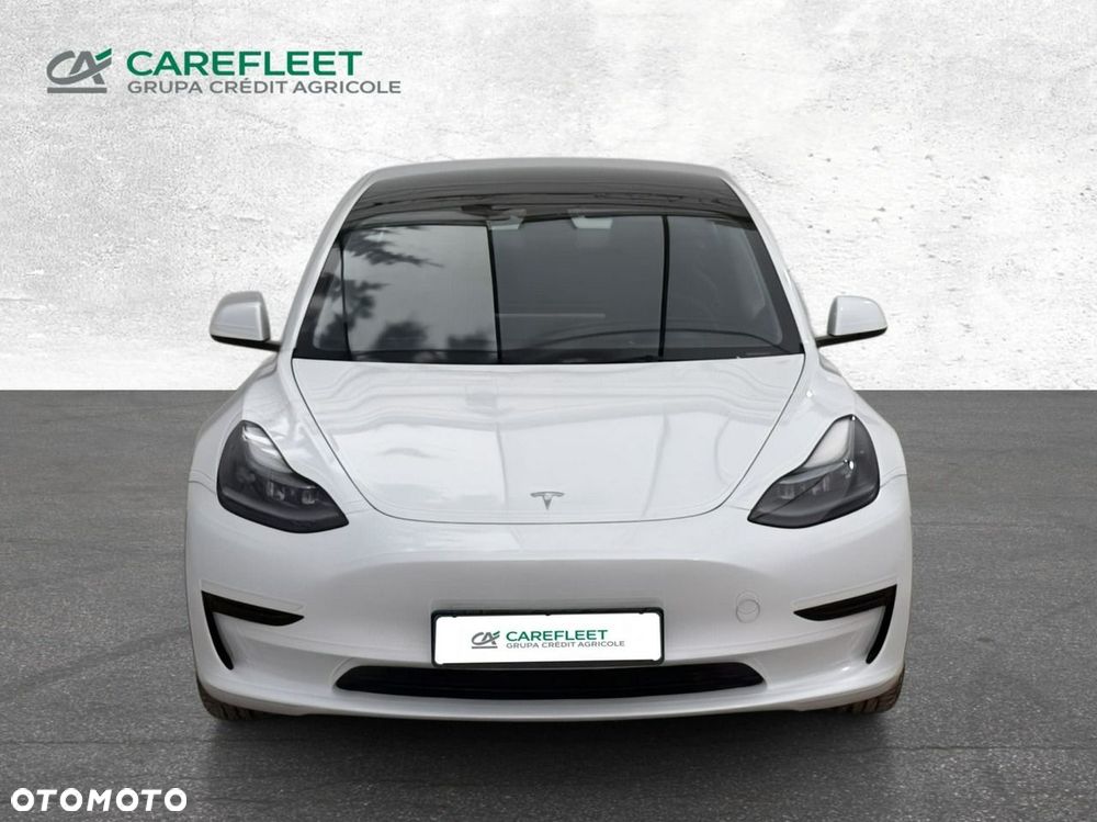Tesla Model 3 - 3