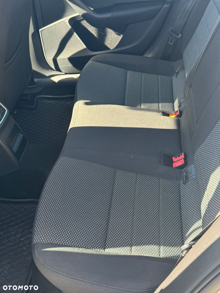 Skoda Octavia 1.6 TDI Ambition - 11