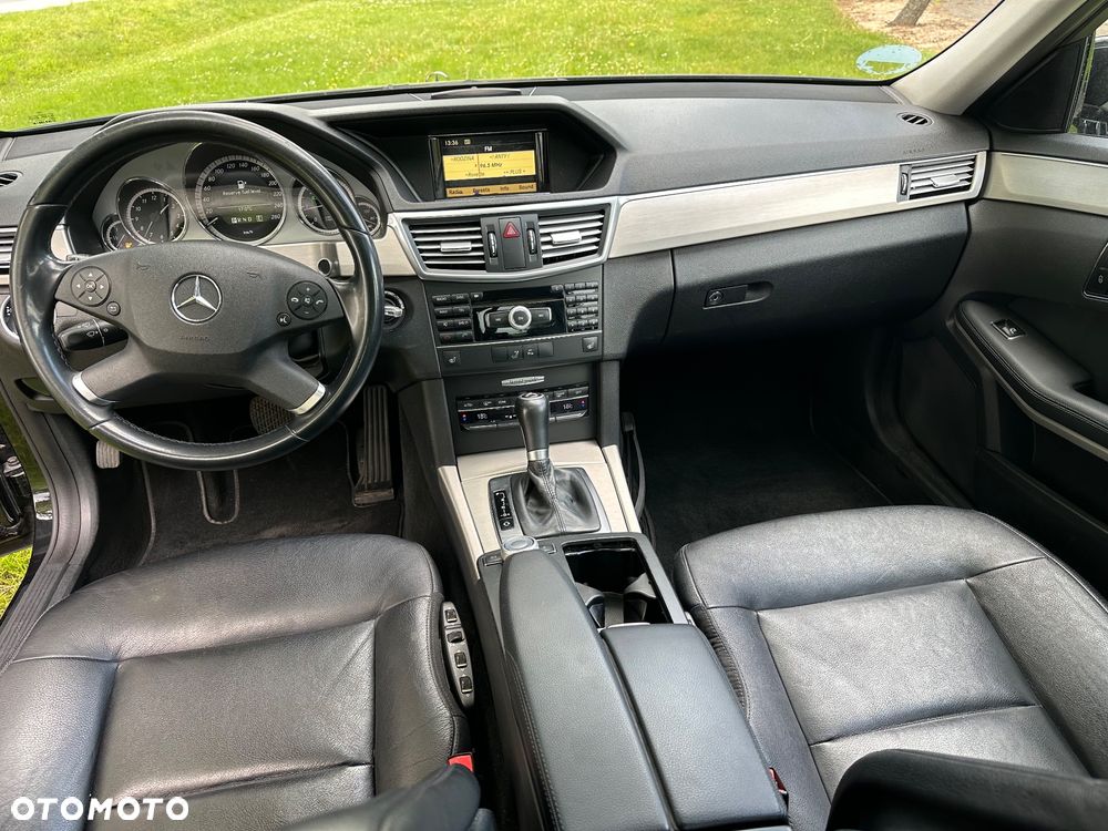Mercedes-Benz Klasa E 250 CDI DPF BlueEFFICIENCY Automatik Avantgarde - 9