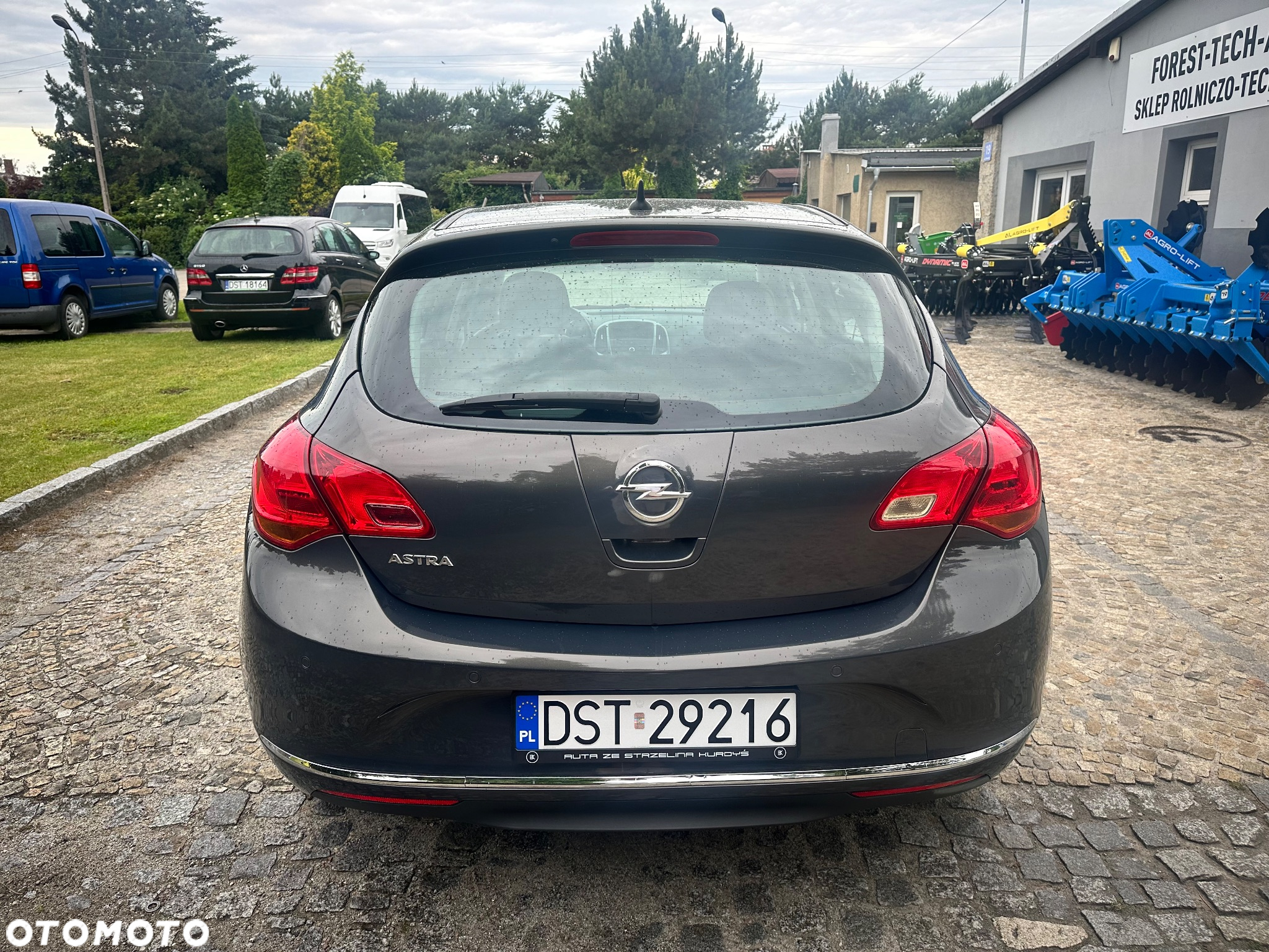 Opel Astra 1.4 Turbo Edition - 11