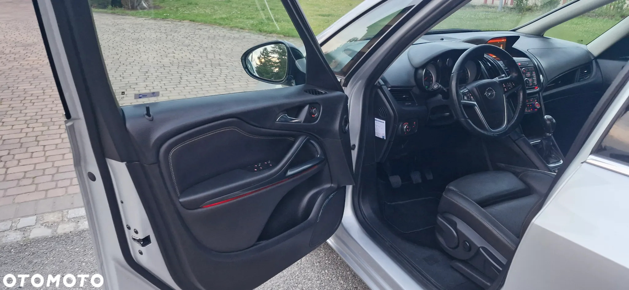 Opel Zafira 1.4 T Elite - 24