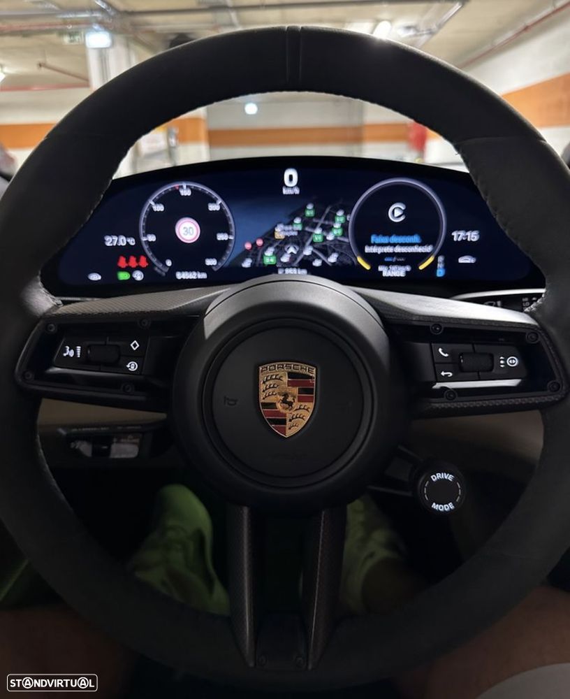 Porsche Taycan Cross Turismo 4S - 5