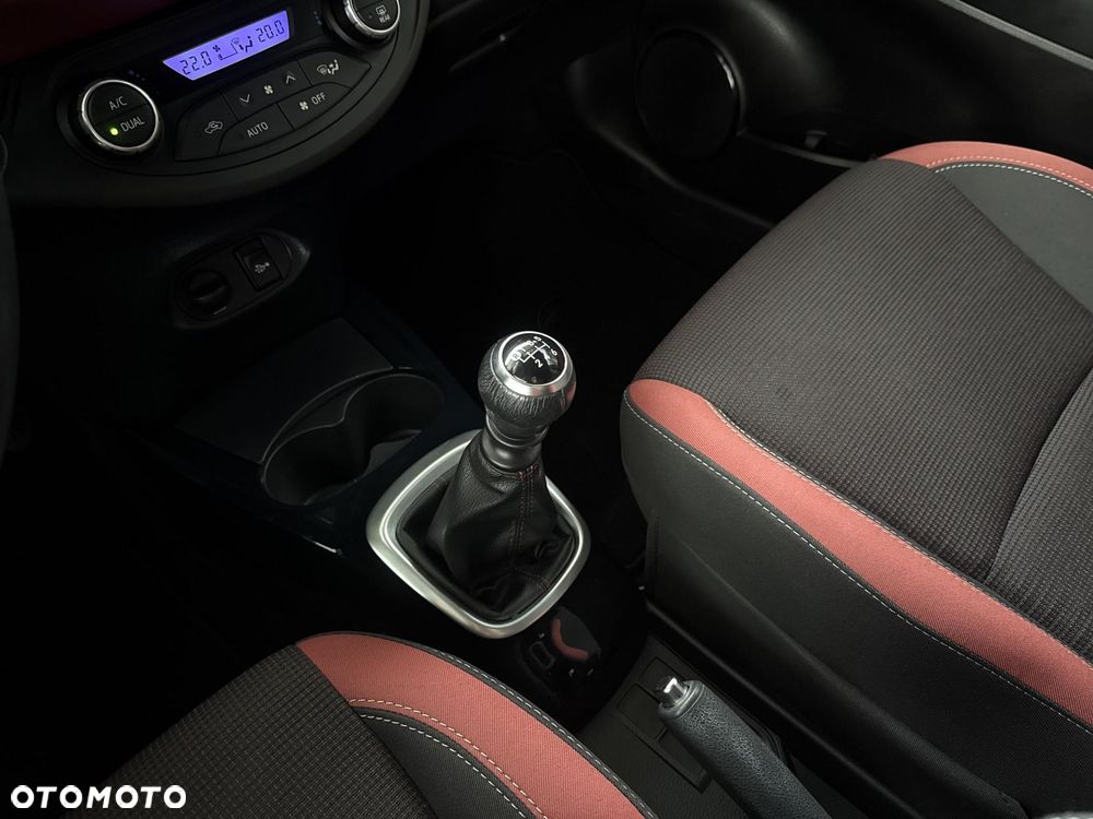 Toyota Yaris 1.5 Selection - 26