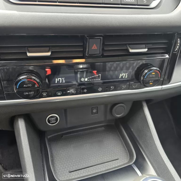 Nissan Qashqai 1.3 DIG-T N-Connecta - 18