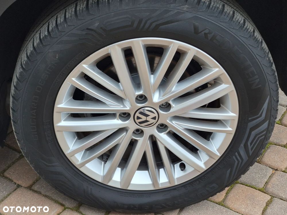 Volkswagen Tiguan - 25