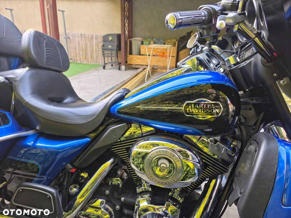 Harley-Davidson FLHT Electra Glide Standard - 4