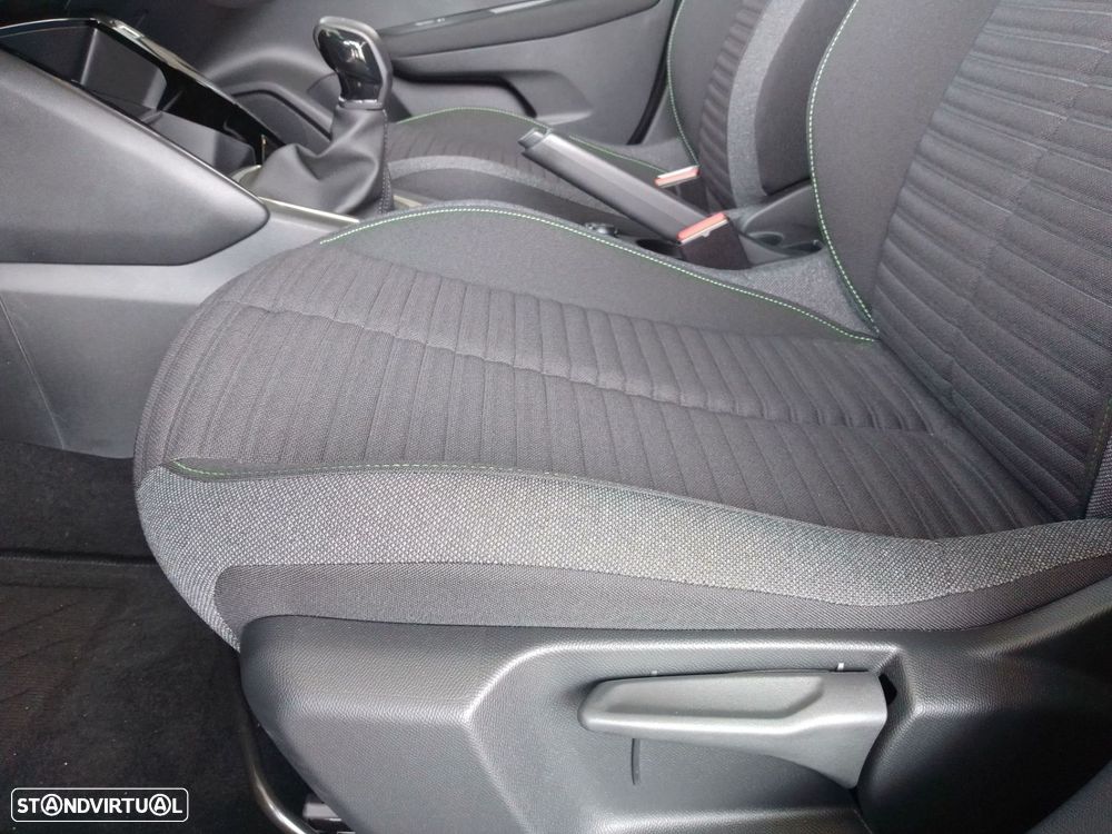 Peugeot 208 1.2 PureTech Active - 23