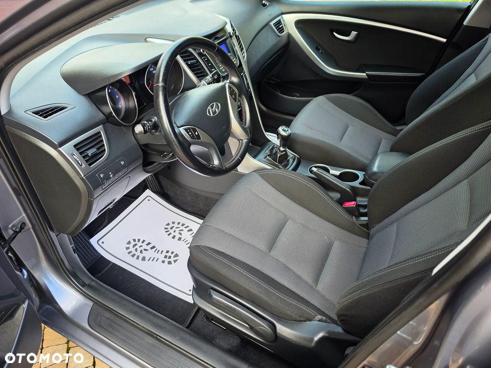 Hyundai i30 - 22