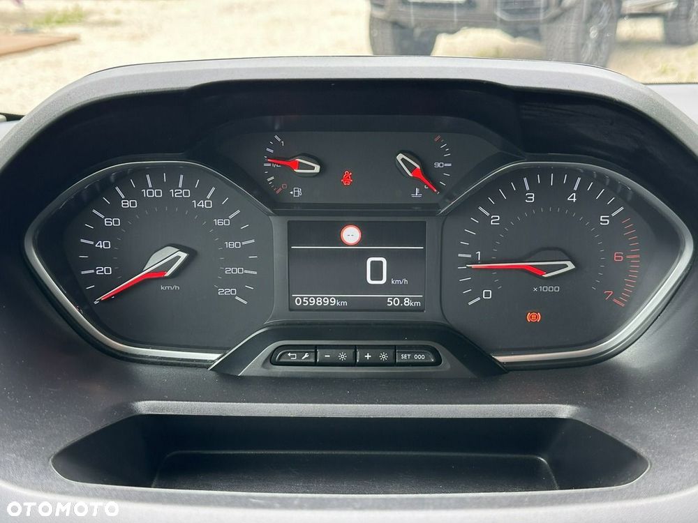 Peugeot Rifter - 24