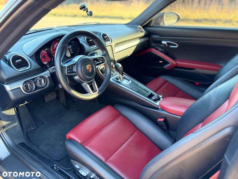Porsche Cayman - 24