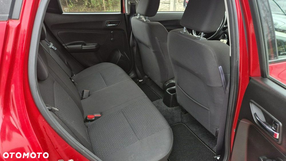 Suzuki Swift 1.2 Dualjet Hybrid Club - 10