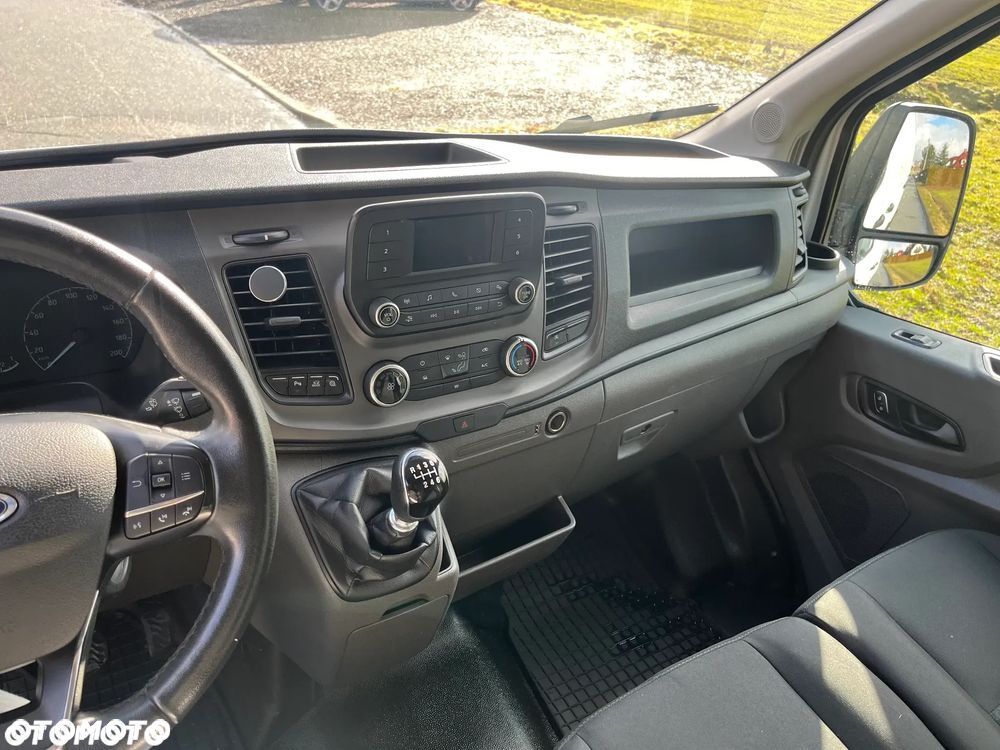 Ford Transit - 13