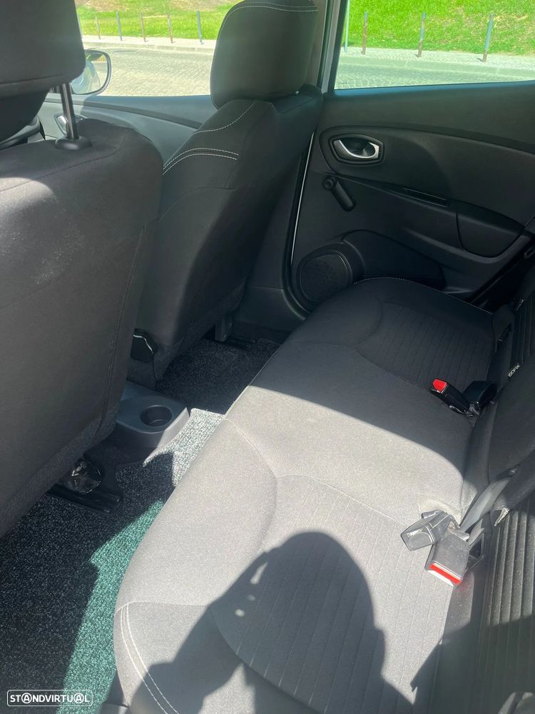 Renault Clio 1.5 dCi Limited EDition - 7