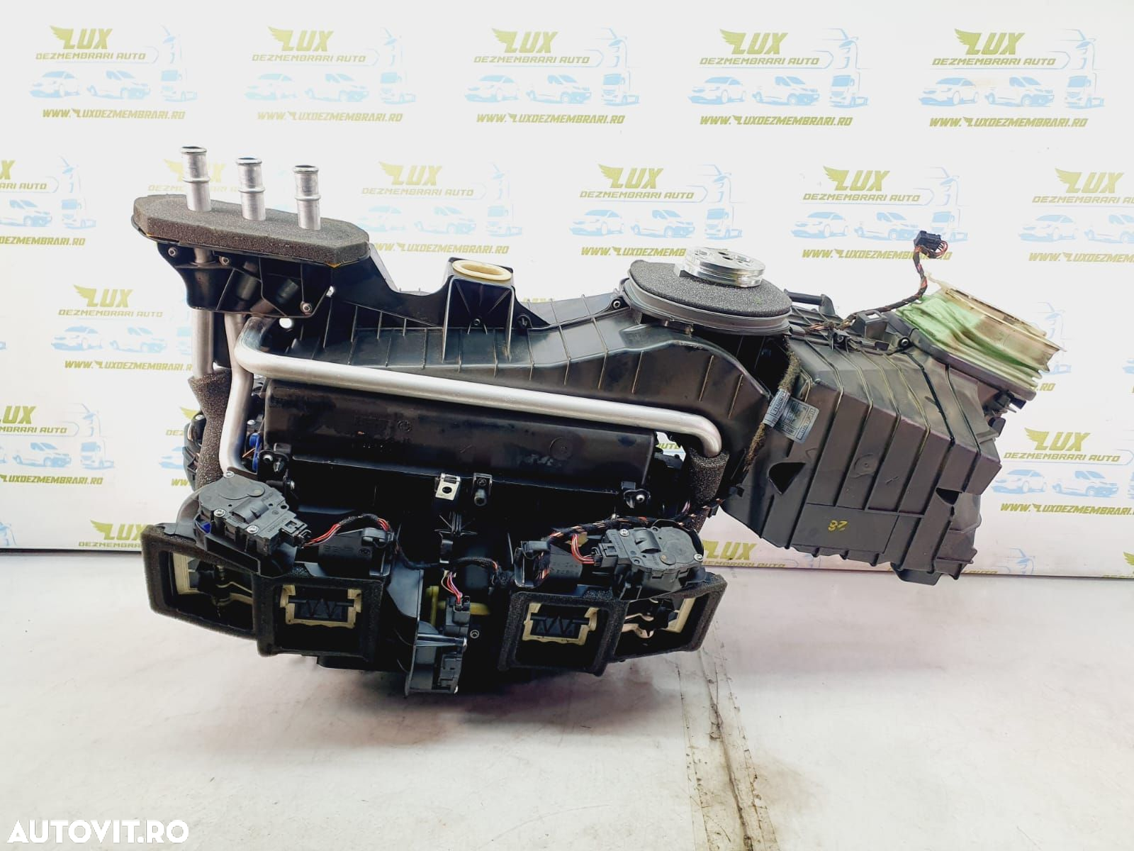 Carcasa aeroterma x5899005 923749305 BMW Seria 5 F11  [din 2009 pana  2013] - 4