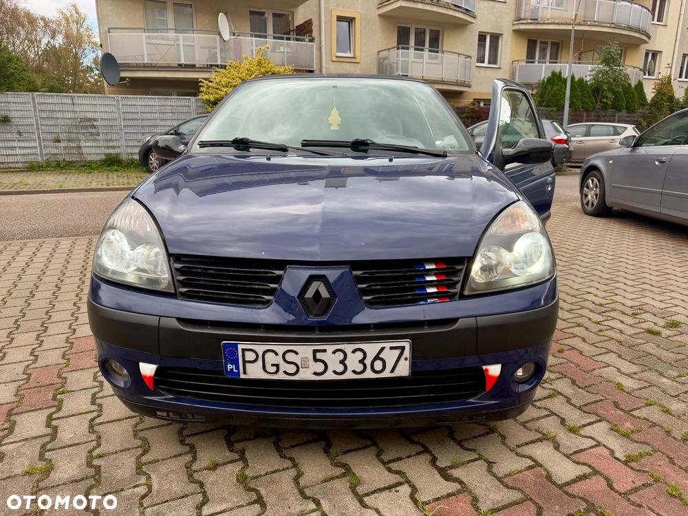 Renault Clio - 1