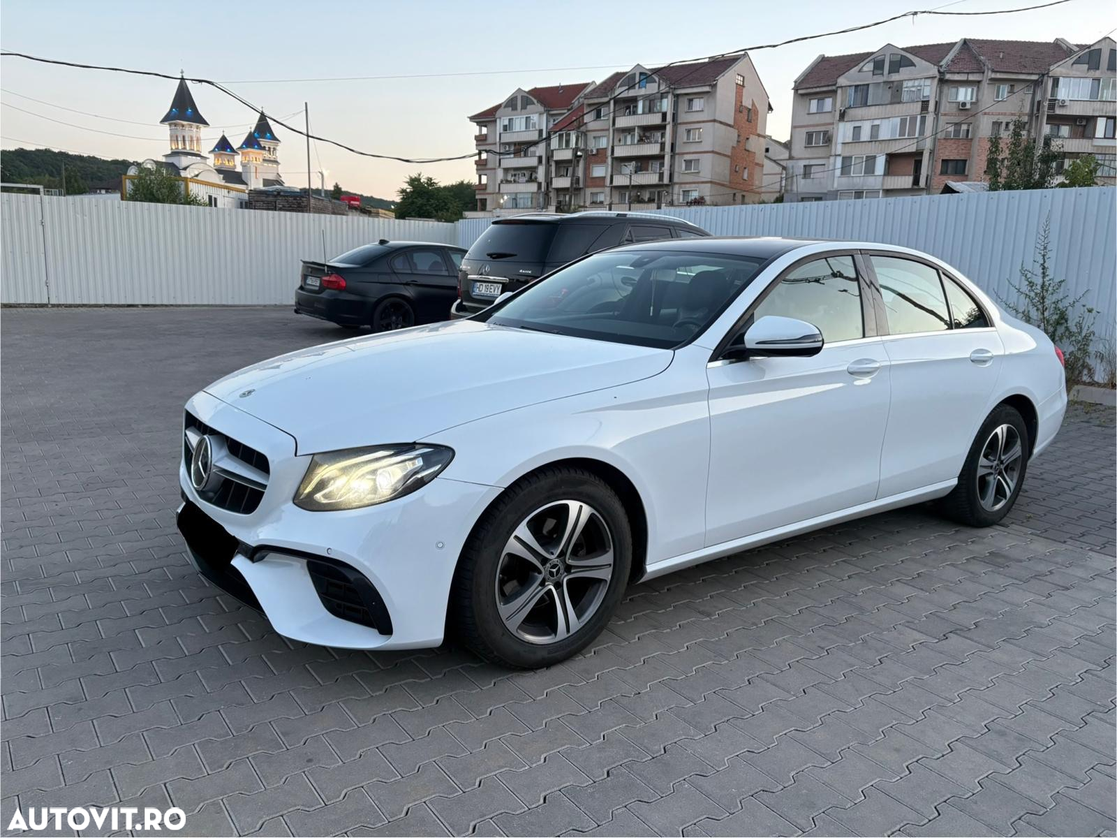 Mercedes-Benz E 200 d 9G-TRONIC - 10