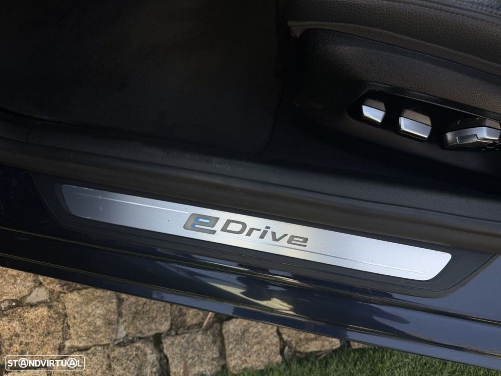 BMW 530 e iPerformance Line Luxury - 28