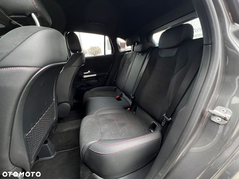 Mercedes-Benz GLA 200 mHEV AMG Line 7G-DCT - 11