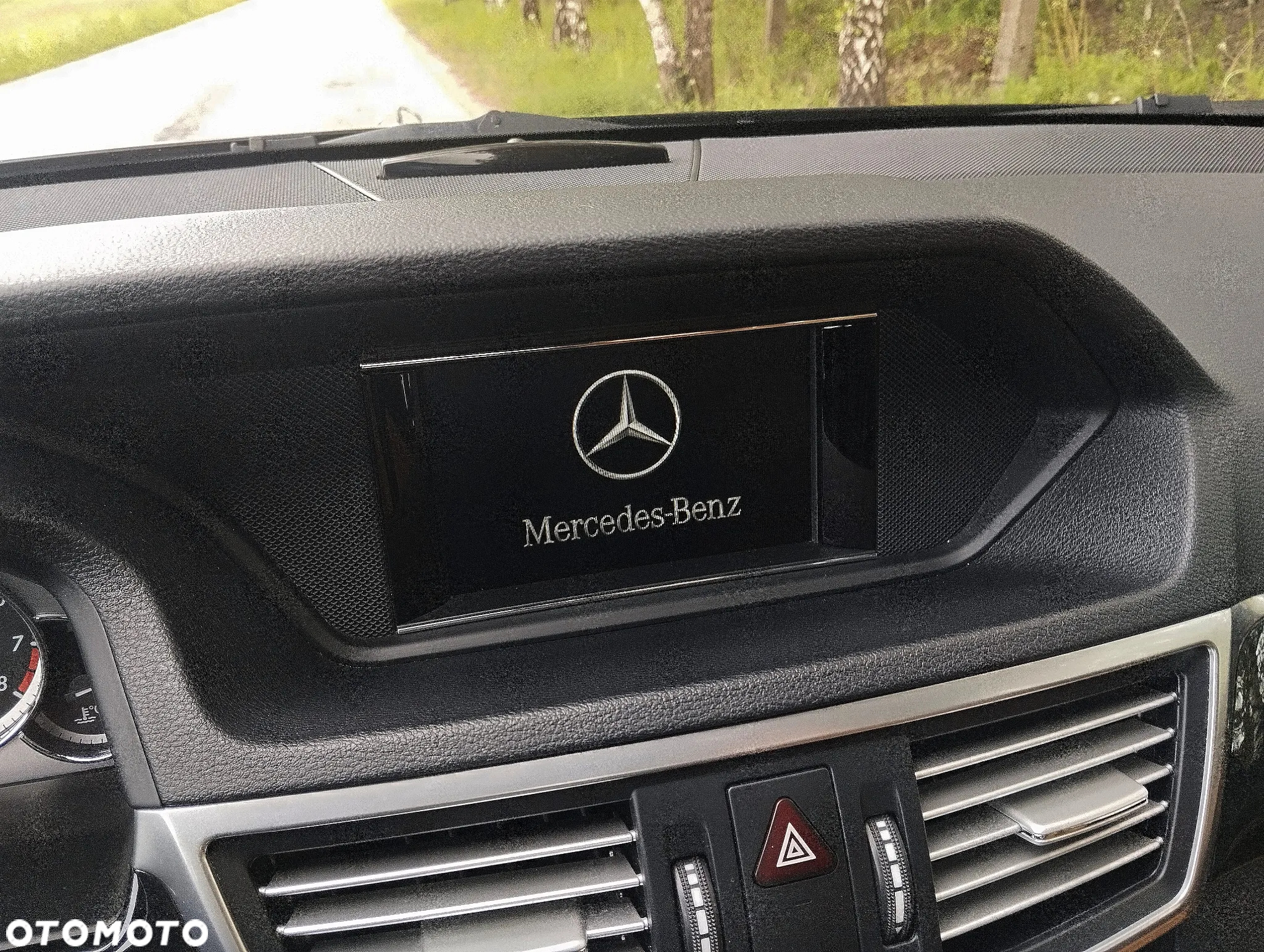 Mercedes-Benz Klasa E 200 BlueEFFICIENCY Avantgarde - 30