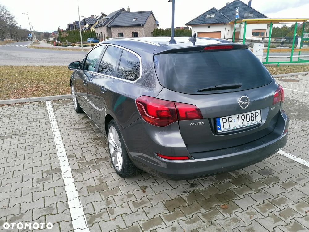 Opel Astra 1.7 CDTI - 13