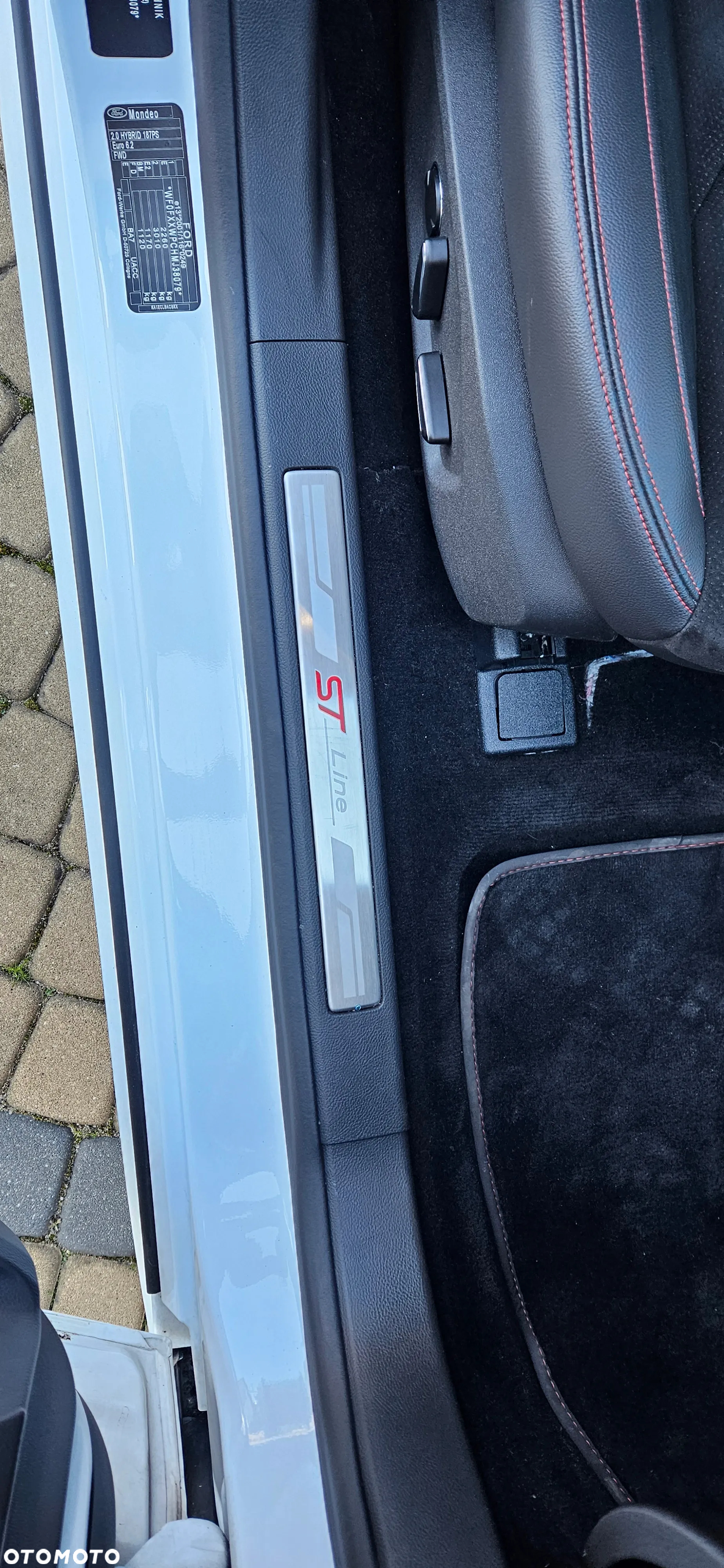 Ford Mondeo 2.0 Hybrid ST-Line X - 16