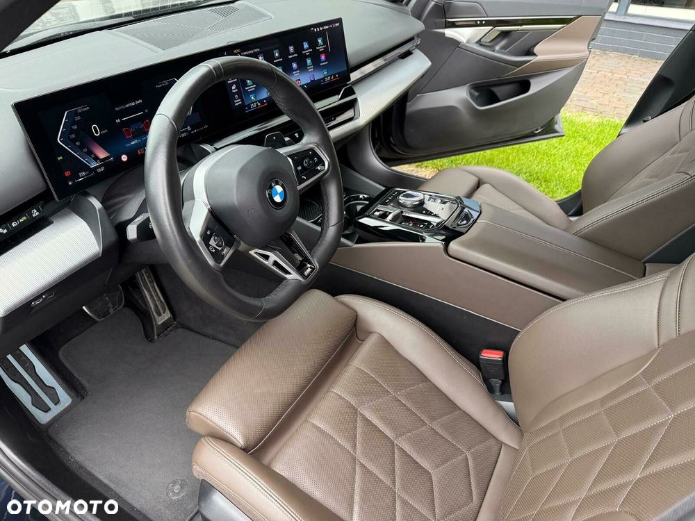 BMW Seria 5 - 10