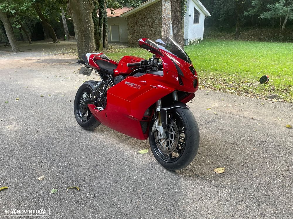 Ducati 999 - 1