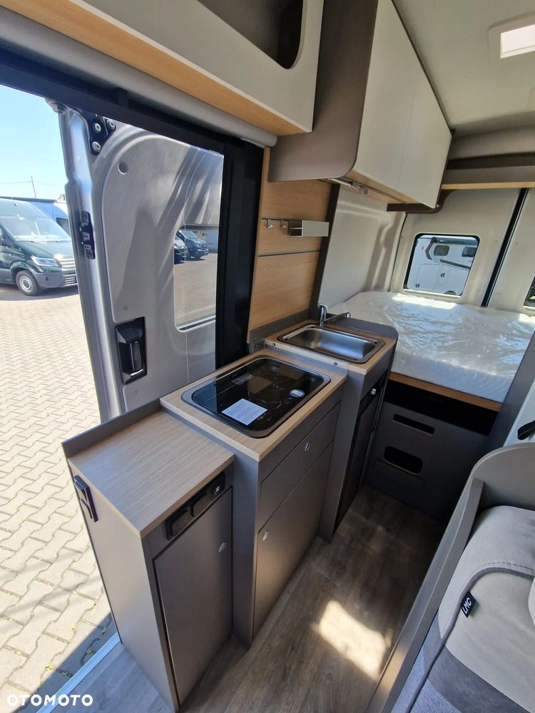 LMC C590 INNOVAN automat 170PS Doposażony Nowy od Dealera z Polski FV23% - 15