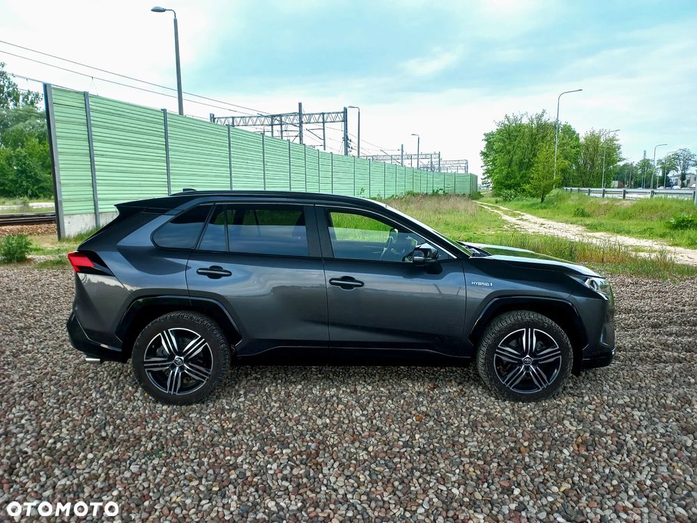 Toyota RAV4 - 4