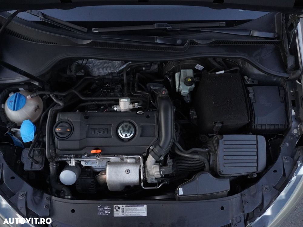 Volkswagen Golf - 11