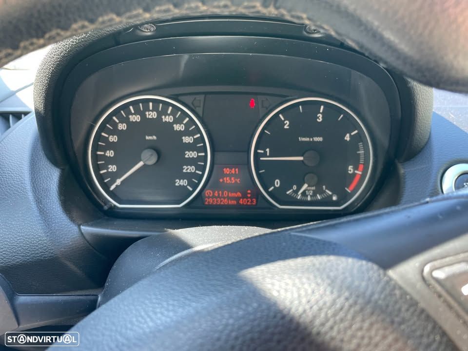 BMW 118 d - 11