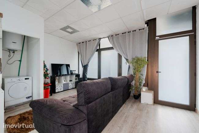 Apartamento T1+1 - Grande imagem: 3/16