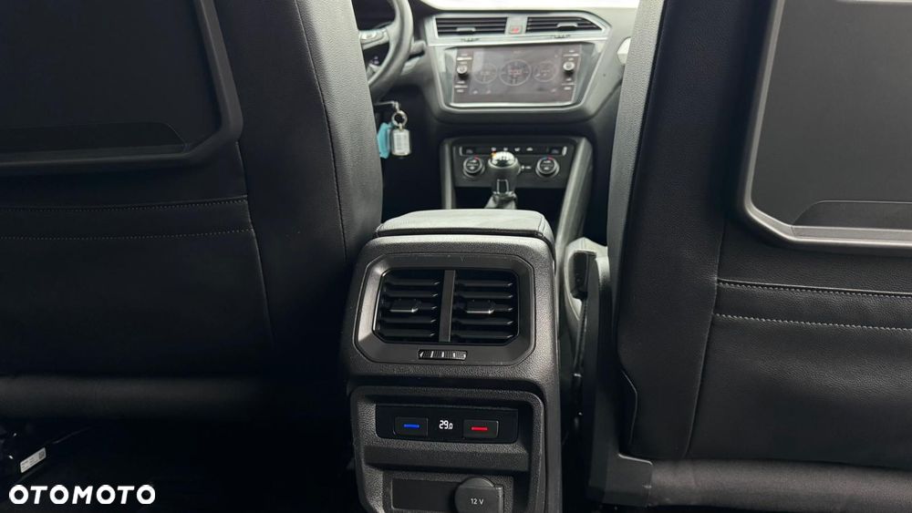 Volkswagen Tiguan 2.0 TDI SCR 4Motion (BlueMotion Tech) Comfortline - 14