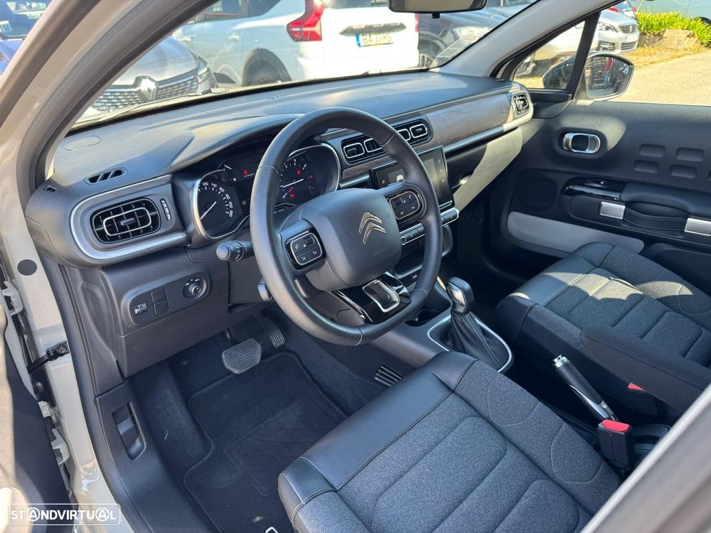 Citroën C3 1.2 PureTech Shine EAT6 - 8