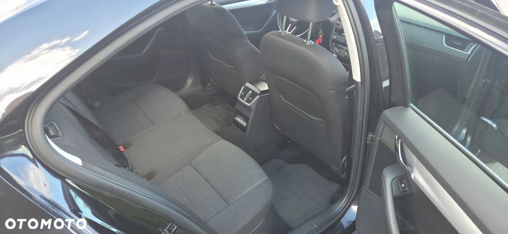 Skoda Octavia Combi 1.6 TDI (Green tec) DSG Ambition - 25