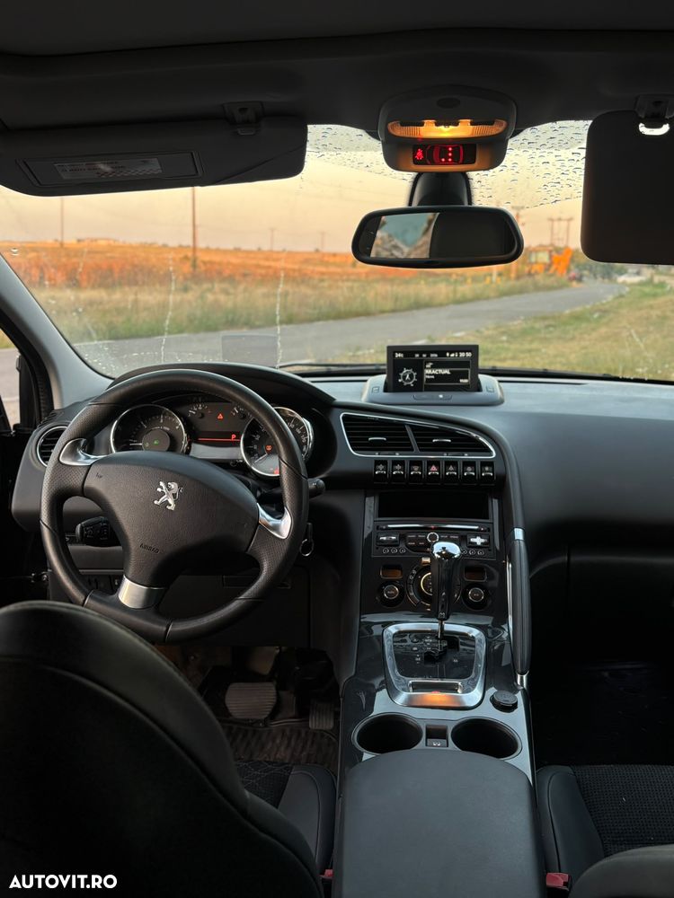 Peugeot 3008 HDi FAP 160 Automatik Allure - 8