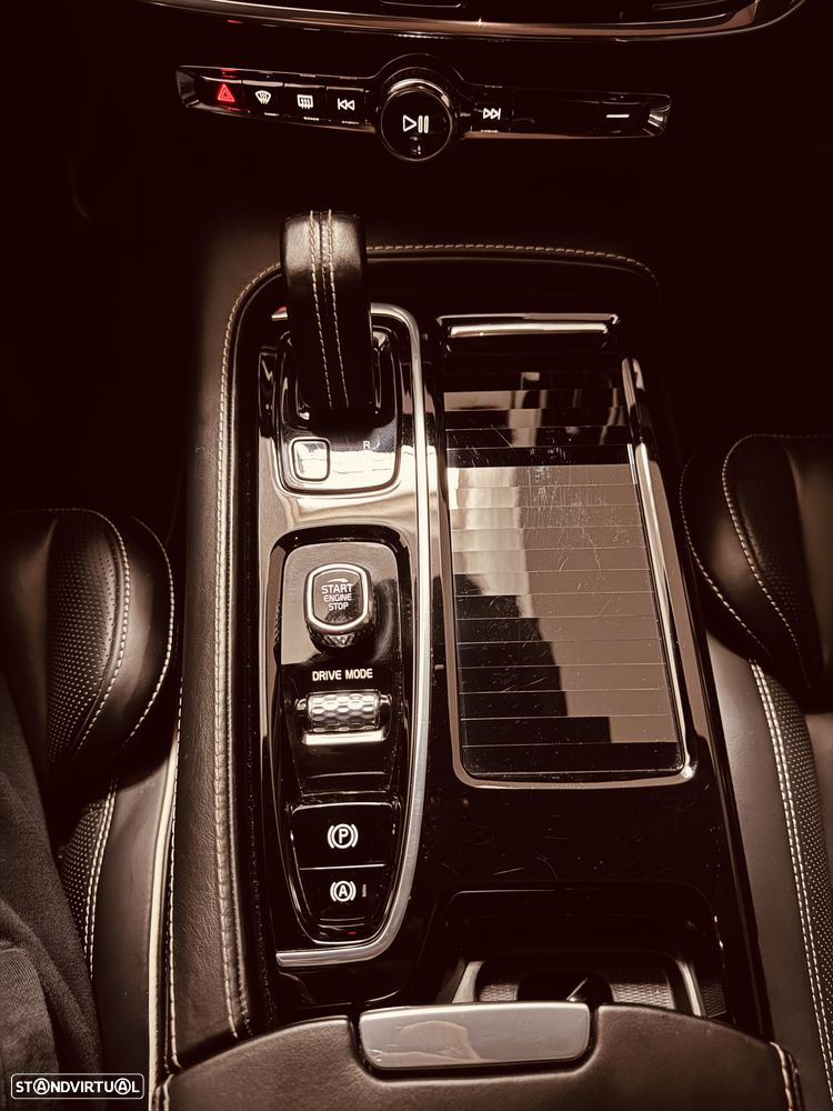 Volvo S90 T8 Twin Engine AWD Geartronic R Design - 52