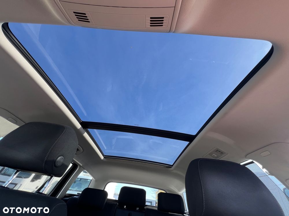 Volkswagen Passat - 17