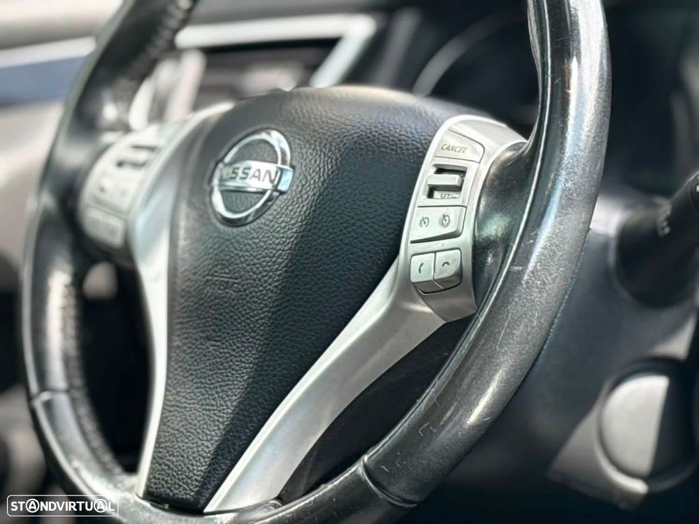 Nissan Qashqai 1.6 dCi 360 Xtronic - 7