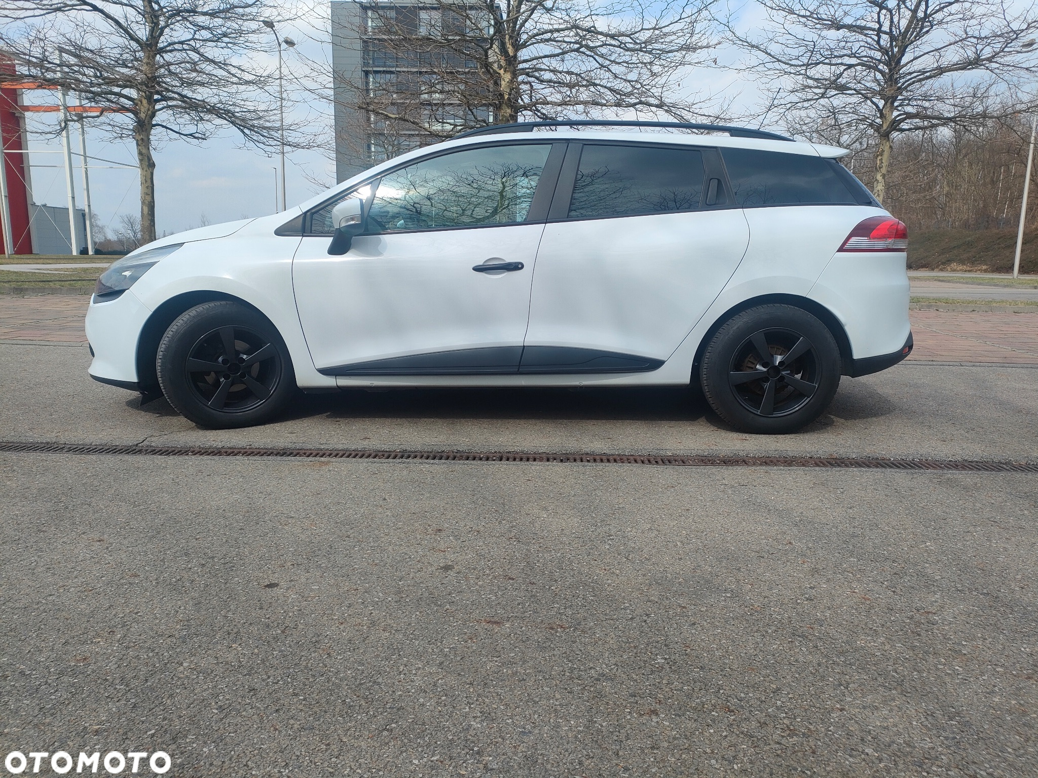 Renault Clio 1.2 16V Alize - 9