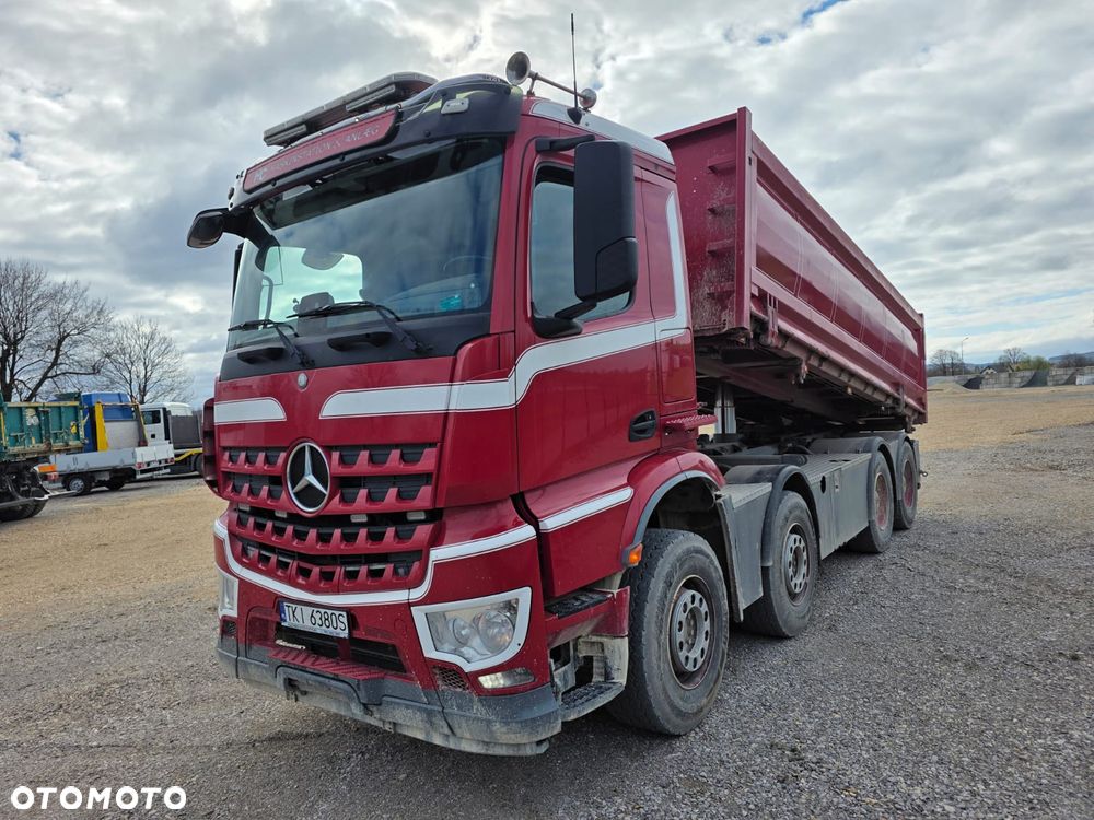 Mercedes-Benz Arocs - 1