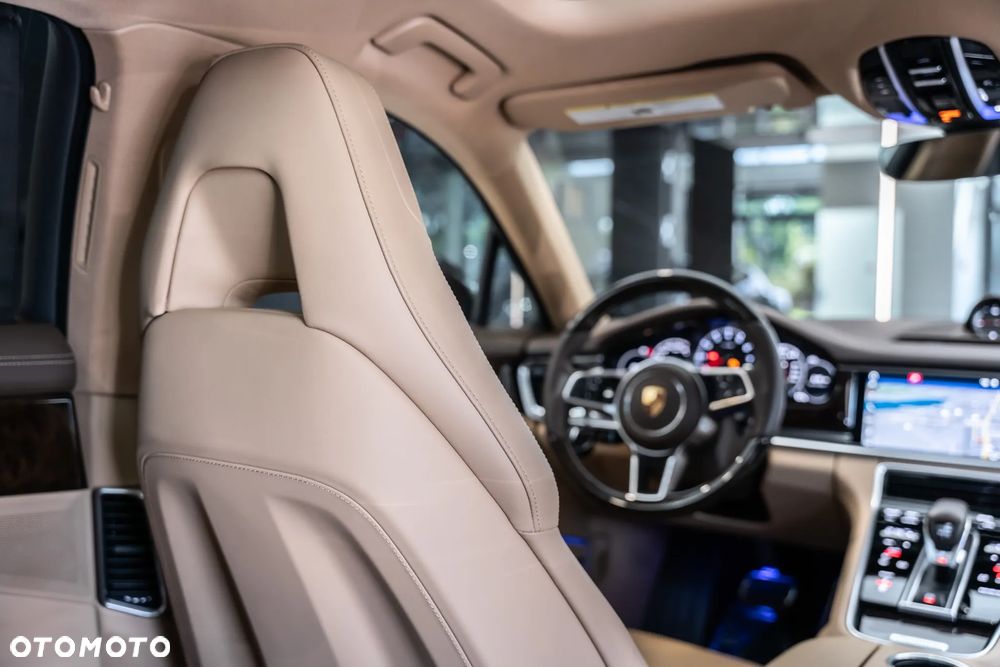 Porsche Panamera 4S GPF Executive - 35
